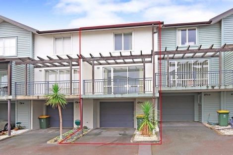 Photo of property in 48 Haven Drive, East Tamaki, Auckland, 2013