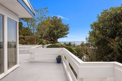 Photo of property in 10 Lawry Street, Moturoa, New Plymouth, 4310