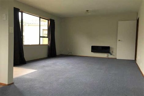 Photo of property in 8 Homer Place, Upper Riccarton, Christchurch, 8041