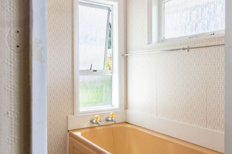 Photo of property in 72 Waerenga Road, Otaki, 5512