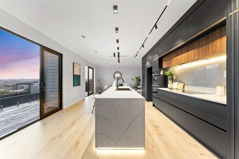 Photo of property in 10 Silverhill Lane, Silverdale, 0932