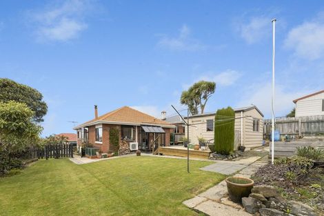 Photo of property in 96 Middleton Road, Kew, Dunedin, 9012