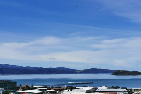 Photo of property in 10 Korokoro Road, Korokoro, Lower Hutt, 5012