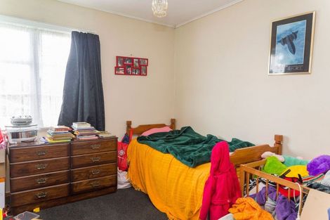 Photo of property in 6 Gertrude Street, Dannevirke, 4930