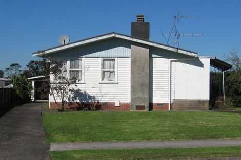 Photo of property in 115 Edgewater Drive, Pakuranga, Auckland, 2010