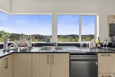 Photo of property in 233 Whitehills Road, Waitoki, Silverdale, 0994