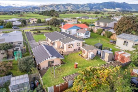 Photo of property in 31 Gawler Street, Te Horo Beach, Otaki, 5581