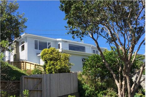 Photo of property in 22 Huntingdon Street, Northland, Wellington, 6012