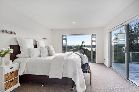 Photo of property in 3 Glance Street, Sandspit, Warkworth, 0982