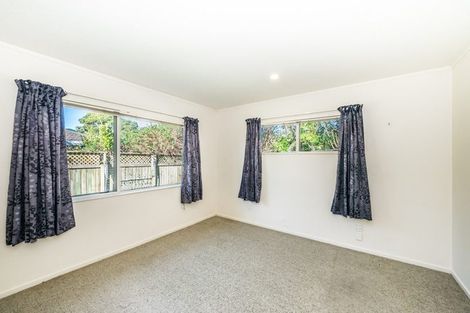 Photo of property in 42 Arawhata Road, Paraparaumu, 5032