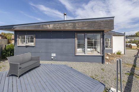 Photo of property in 30 Holton Road, Amberley, 7481