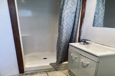 Photo of property in 1 Beihlers Road, Weymouth, Auckland, 2103