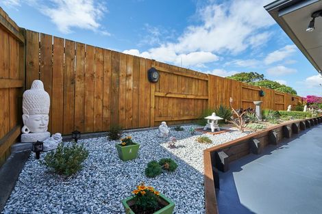 Photo of property in 69 Peter Hall Drive, Kelvin Grove, Palmerston North, 4414