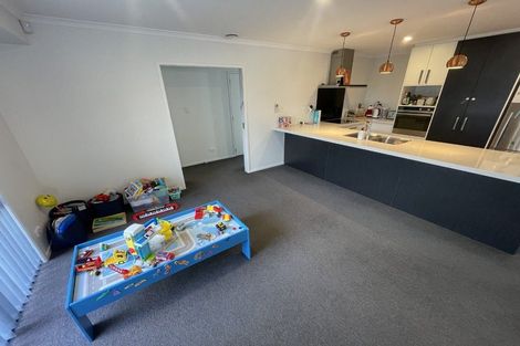 Photo of property in 386 Stokes Valley Road, Stokes Valley, Lower Hutt, 5019