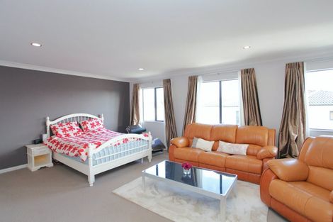 Photo of property in 50 Amberwood Drive, Northpark, Auckland, 2013