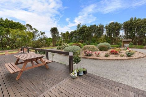 Photo of property in 170 Gladstone Road, Levin, 5571