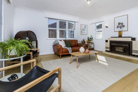 Photo of property in 553 Richardson Road, Mount Roskill, Auckland, 1041
