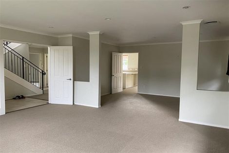 Photo of property in 72 Baverstock Road, Flat Bush, Auckland, 2016