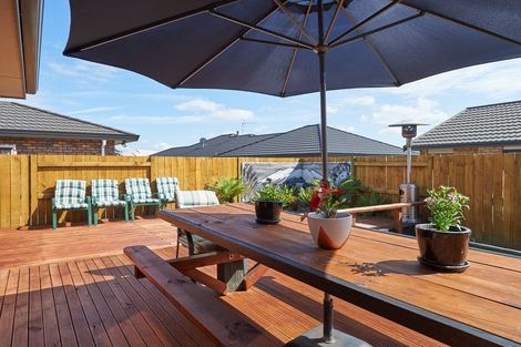 Photo of property in 69 Peter Hall Drive, Kelvin Grove, Palmerston North, 4414