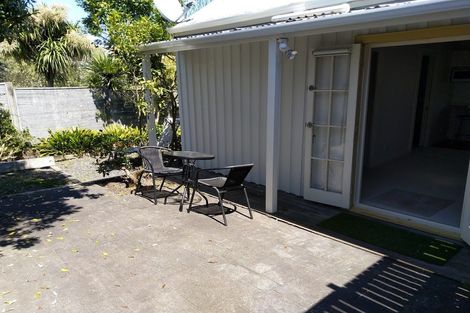 Photo of property in 9 Hastings Parade, Devonport, Auckland, 0624