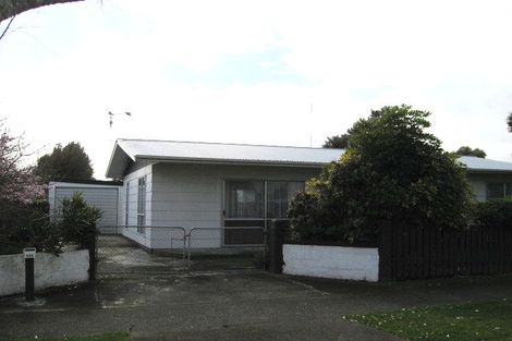 Photo of property in 645 Queen Street East, Levin, 5510