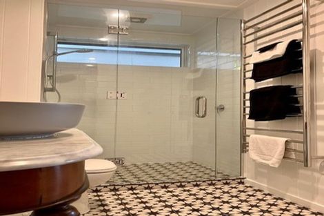 Photo of property in 129a Marine Parade, Mount Maunganui, 3116