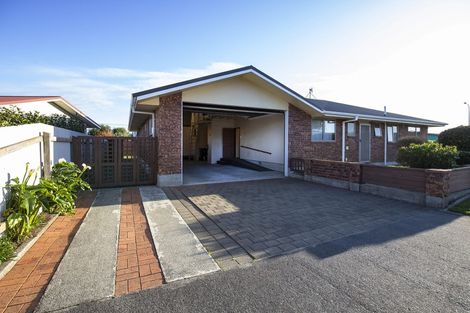 Photo of property in 8 Munro Place, Carters Beach, Westport, 7825