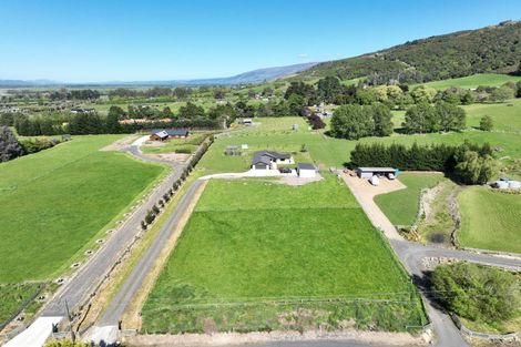 Photo of property in 30 Tara Hills Drive, North Taieri, Mosgiel, 9092