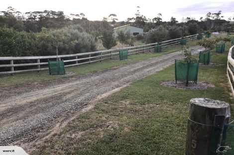 Photo of property in 245a Muriwai Valley Road, Muriwai, Waimauku, 0881