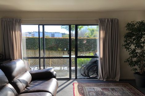 Photo of property in 1/548 Albany Highway, Albany, Auckland, 0632