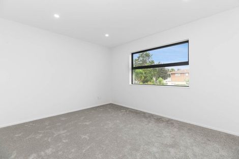 Photo of property in 44a Godley Road, Green Bay, Auckland, 0604