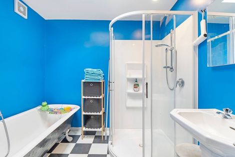 Photo of property in 297 Lake Terrace Road, Shirley, Christchurch, 8061