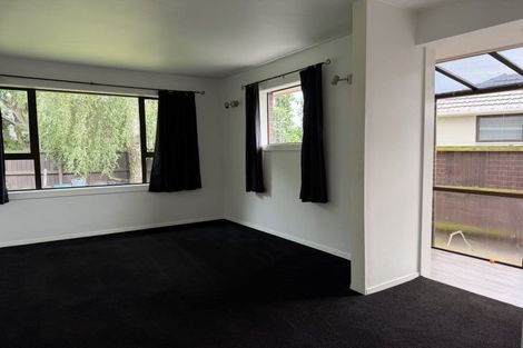 Photo of property in 10 Oakhurst Place, Russley, Christchurch, 8042