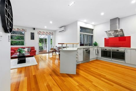 Photo of property in 5 Oakford Park Crescent, Greenhithe, Auckland, 0632