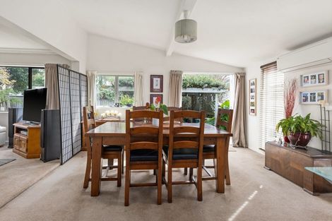 Photo of property in 702 Queen Street East, Parkvale, Hastings, 4122