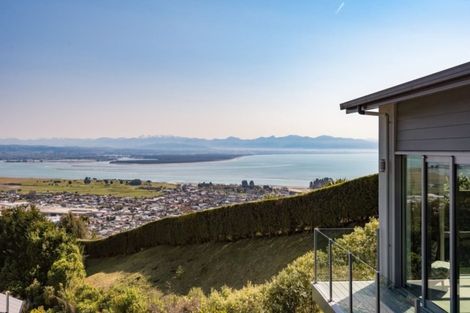 Photo of property in 28 Commodore Place, Britannia Heights, Nelson, 7010