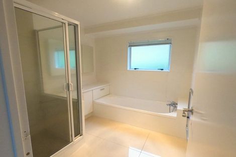 Photo of property in 1/57b Woodlands Crescent, Browns Bay, Auckland, 0630