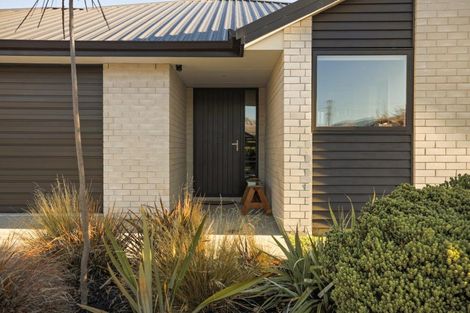 Photo of property in 21 Marston Road, Lower Shotover, Queenstown, 9304