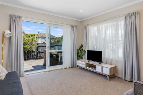 Photo of property in 42 Main Road, Titahi Bay, Porirua, 5022