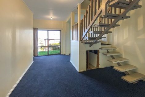 Photo of property in 8 Cobbe Crescent, Feilding, 4702
