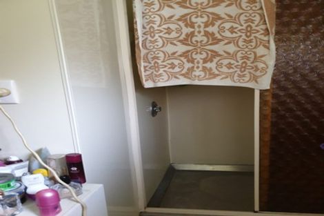 Photo of property in 205 Bridge Street, Eltham, 4322