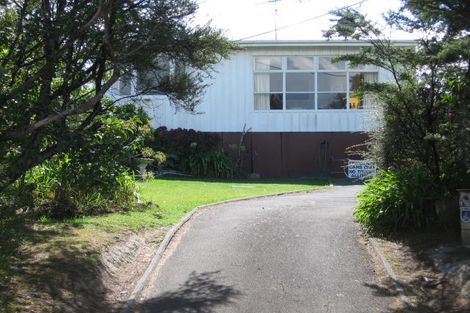 Photo of property in 2/65 Cliff View Drive, Green Bay, Auckland, 0604