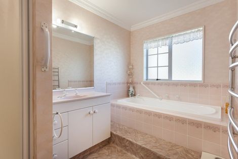 Photo of property in 41b Lotus Avenue, Mount Maunganui, 3116