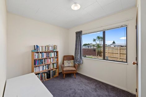 Photo of property in 11 Simcox Street, Otaki Beach, Otaki, 5512