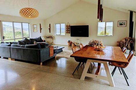 Photo of property in 1798 Waimarama Road, Waimarama, Havelock North, 4294