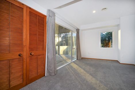 Photo of property in 74 Queen Street, Northcote Point, Auckland, 0627