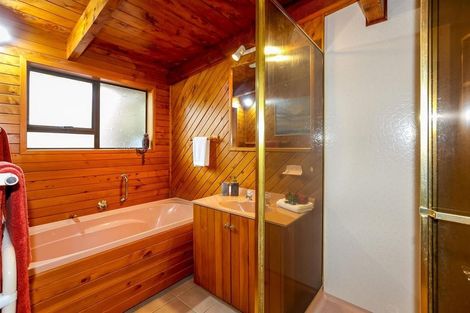 Photo of property in 3 Rennell Street, Frankleigh Park, New Plymouth, 4310