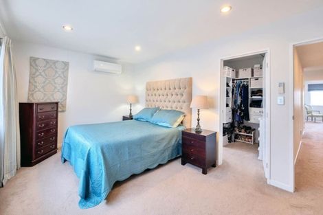 Photo of property in 47 Sohlue Place, Oteha, Auckland, 0632