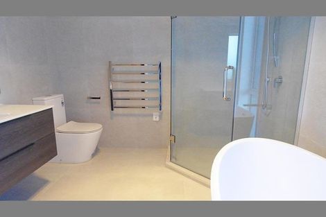 Photo of property in 28 Nephrite Lane, Henderson, Auckland, 0610