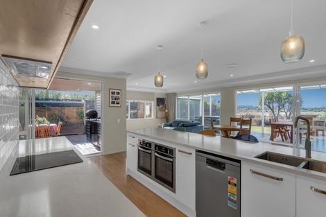 Photo of property in 24 Pegasus Main Street, Pegasus, 7612